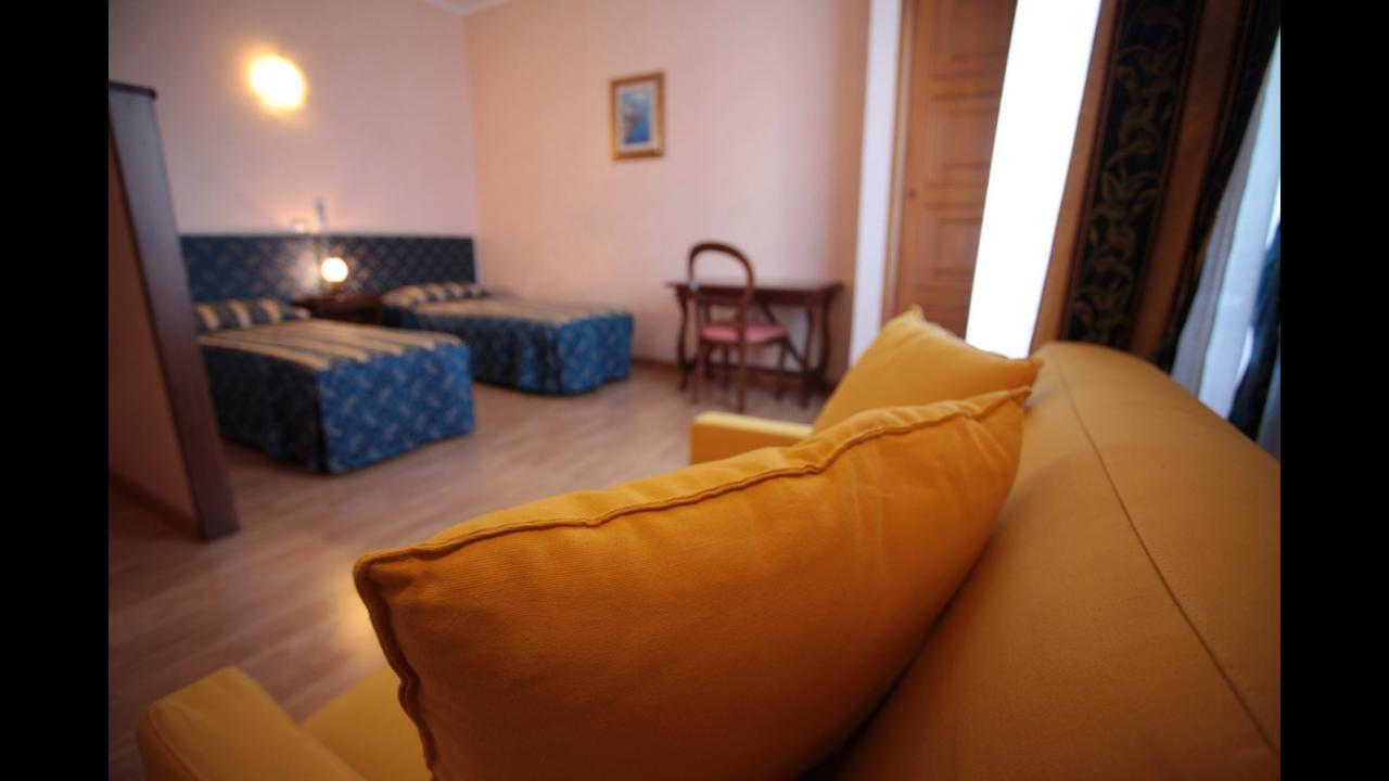 Residenza Matilde Bed and Breakfast Rome Buitenkant foto