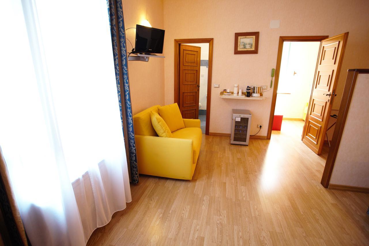 Residenza Matilde Bed and Breakfast Rome Buitenkant foto